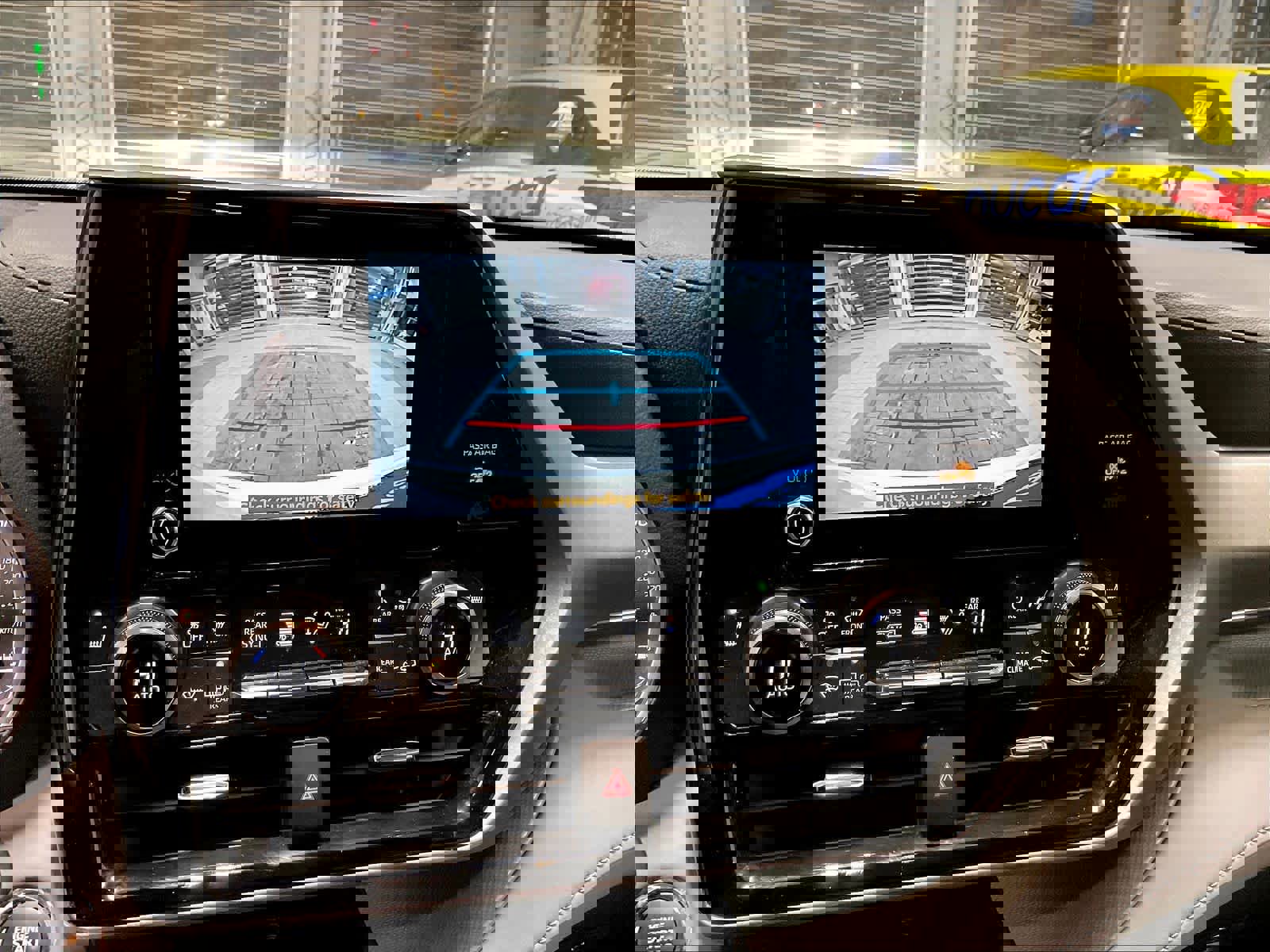 Used 2023 Toyota Highlander XLE image 20