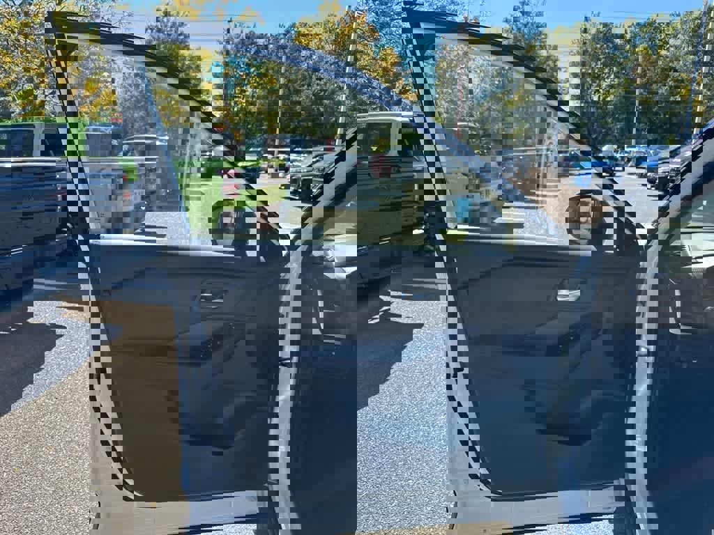 New 2026 Nissan Rogue SV image 9