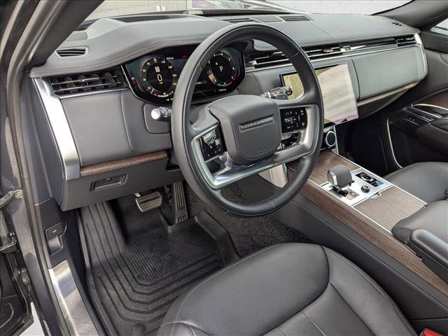 Certified 2023 Land Rover Range Rover SE image 10