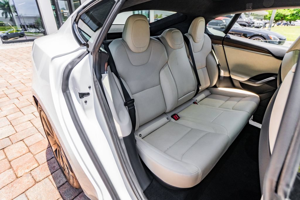 Used 2023 Tesla Model S AWD/4WD image 37