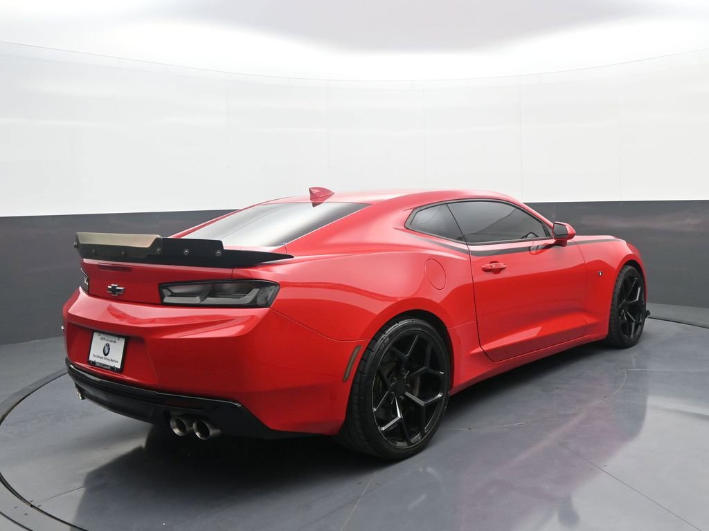Used 2016 Chevrolet Camaro SS RWD image 7