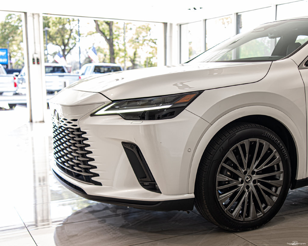Used 2023 Lexus RX 350 AWD w/ Cold Area Package image 4
