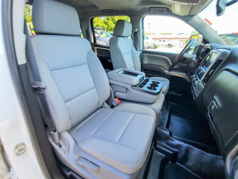 Used 2018 Chevrolet Silverado 1500 LT w/ All Star Edition image 13