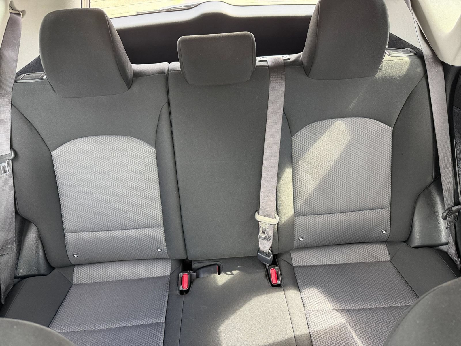 Used 2025 Kia Soul LX w/ LX Technology Package FWD image 35