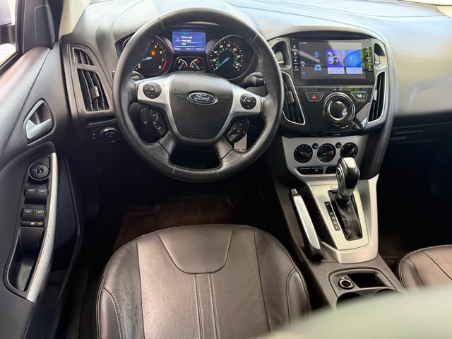 Used 2013 Ford Focus SE FWD image 6