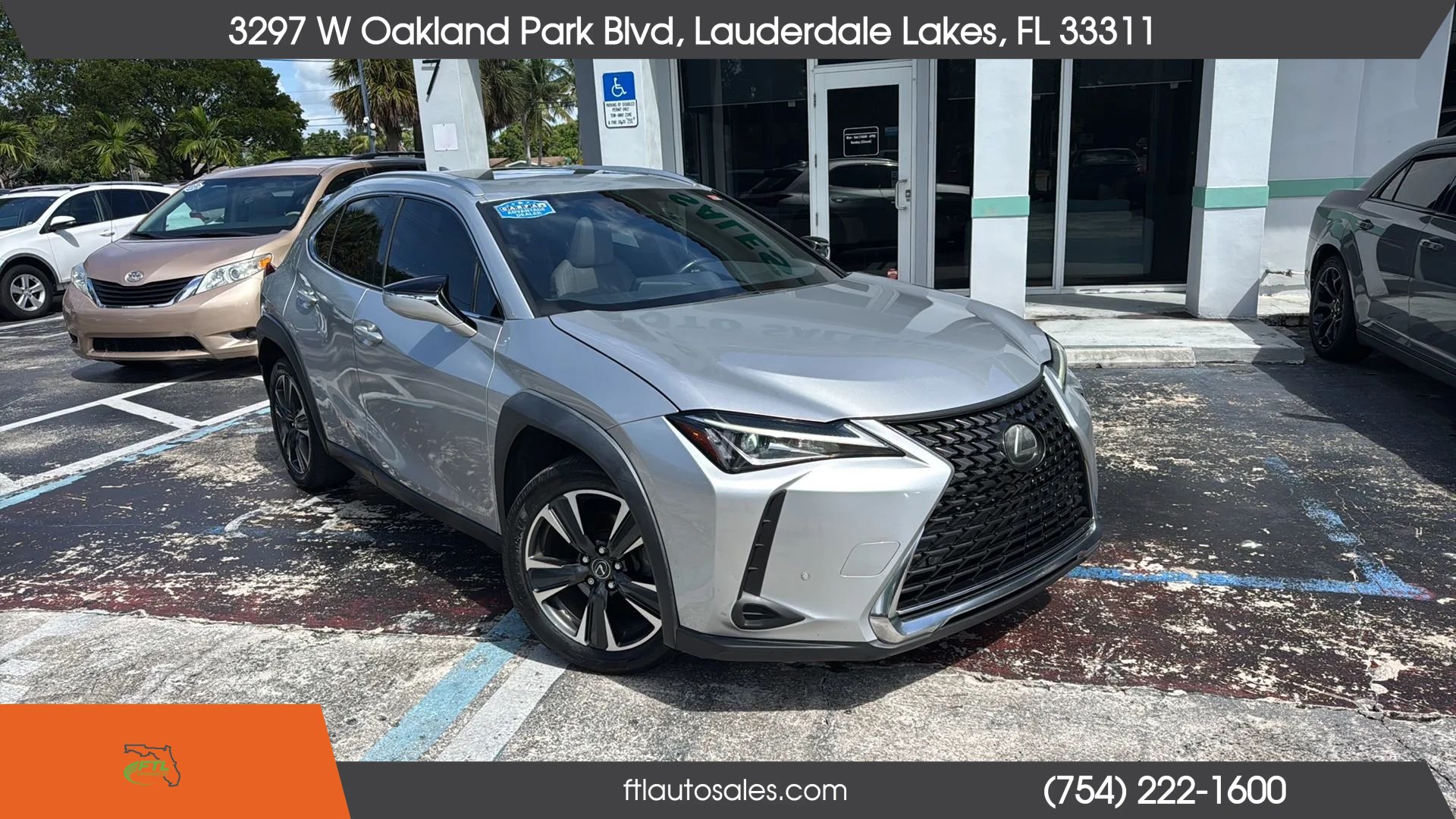 Used 2019 Lexus UX 200 w/ Premium Package FWD image 2