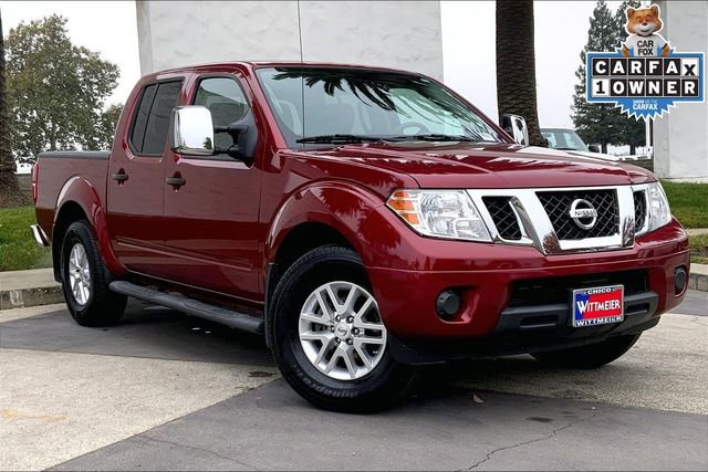 Used 2019 Nissan Frontier SV image 2