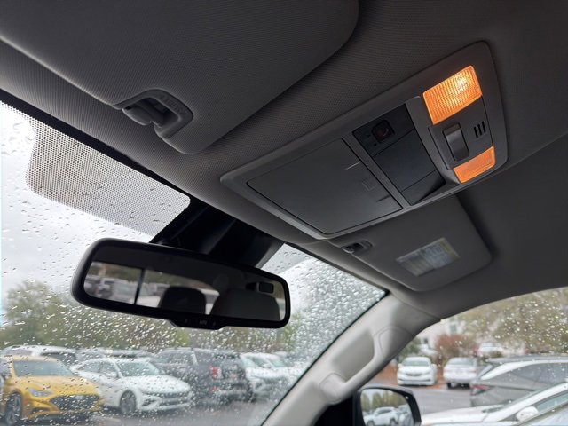 Used 2022 Toyota Tacoma SR5 w/ Technology Package image 21