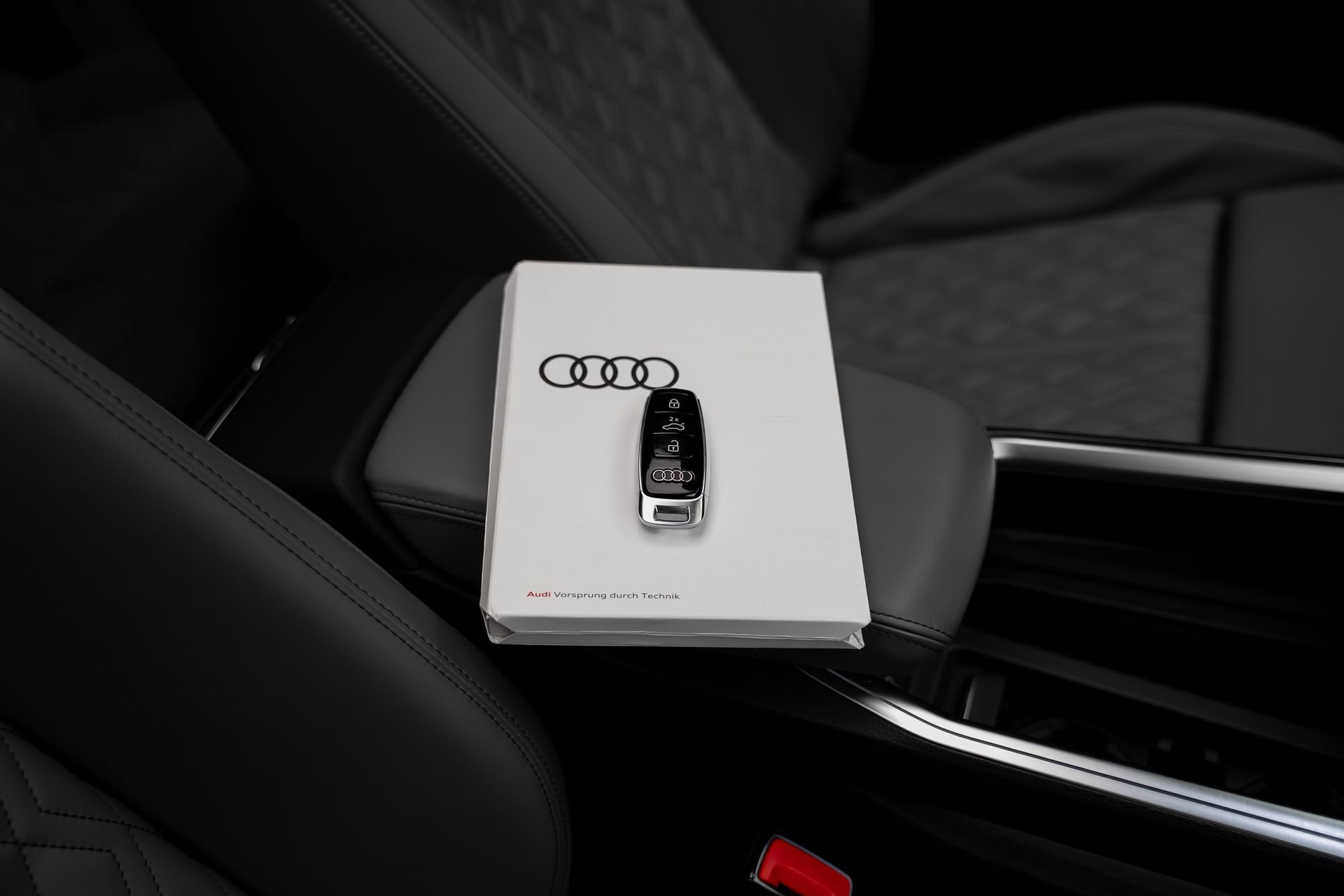 Used 2024 Audi SQ8 e-tron Premium Plus AWD/4WD image 83