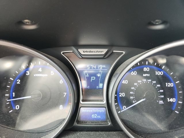 Used 2015 Hyundai Veloster Turbo w/ Option Group 04 FWD image 20