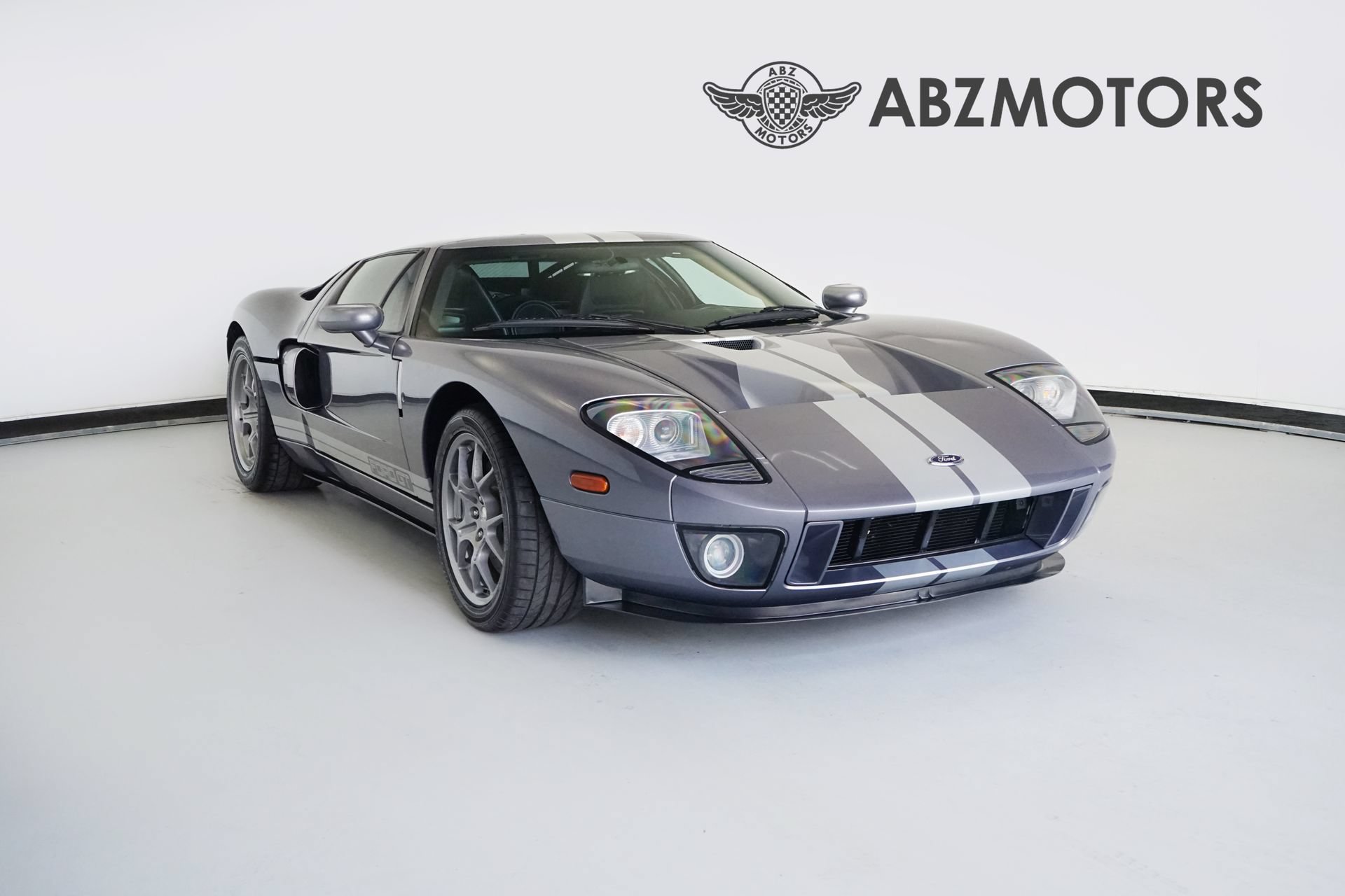 Used 2006 Ford GT RWD video 1