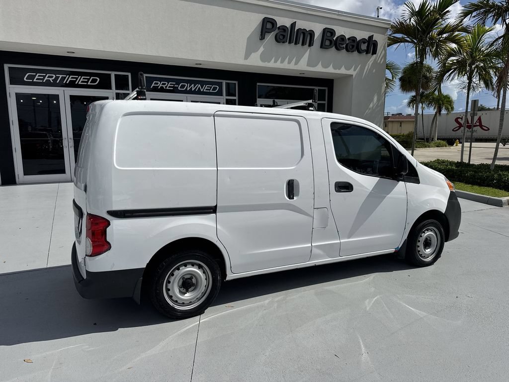 Used 2019 Nissan NV200 S FWD image 4