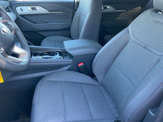 New 2026 Ford Explorer Active RWD image 19