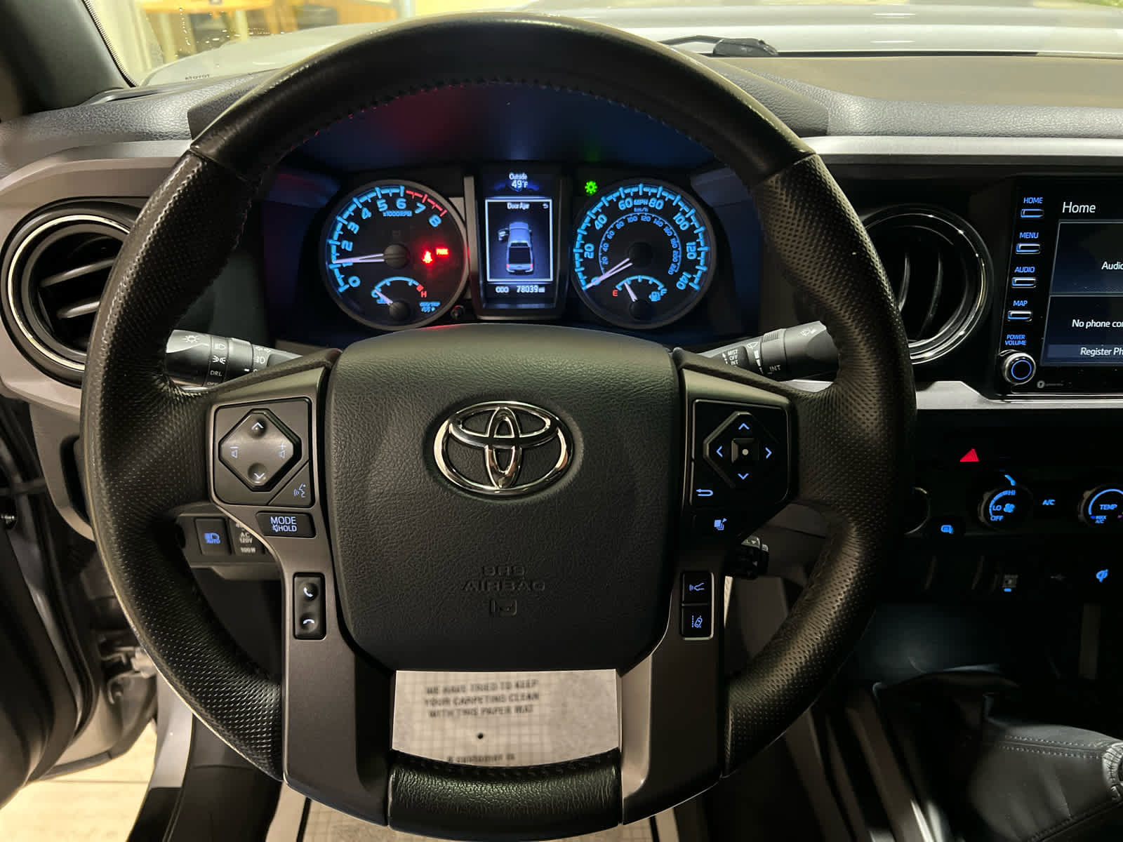 Used 2020 Toyota Tacoma TRD Sport image 17
