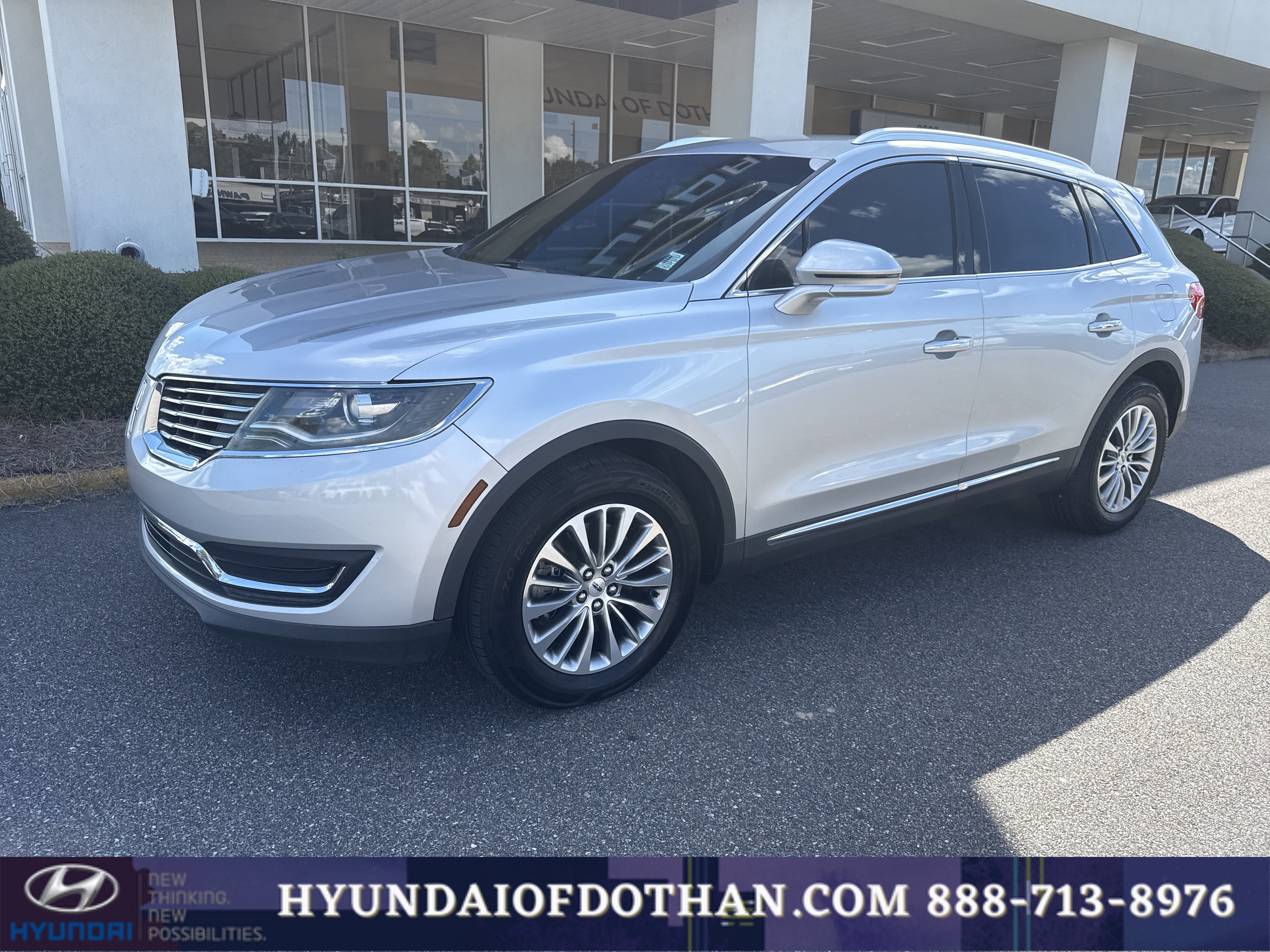 Used 2018 Lincoln MKX Select w/ Select Plus Package FWD image 1