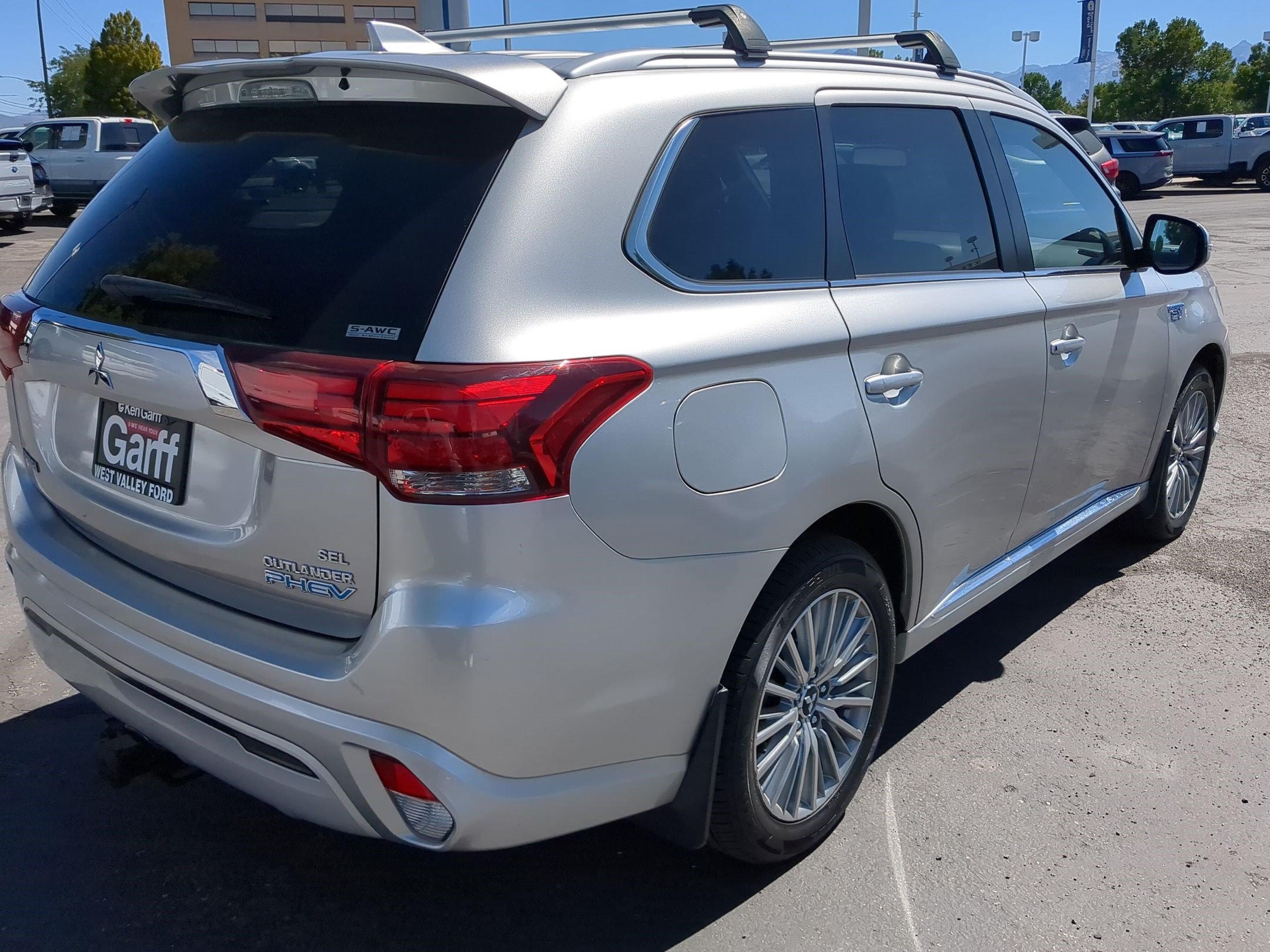 Used 2019 Mitsubishi Outlander SEL AWD/4WD image 3