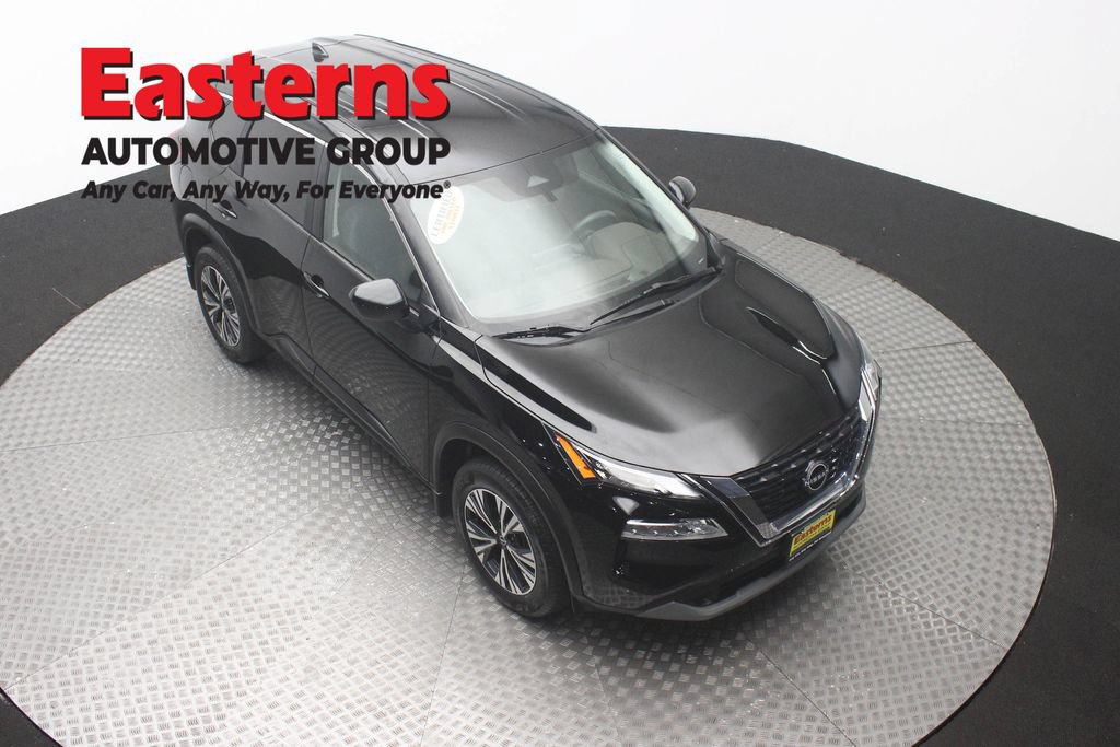 Used 2023 Nissan Rogue SV AWD/4WD image 3