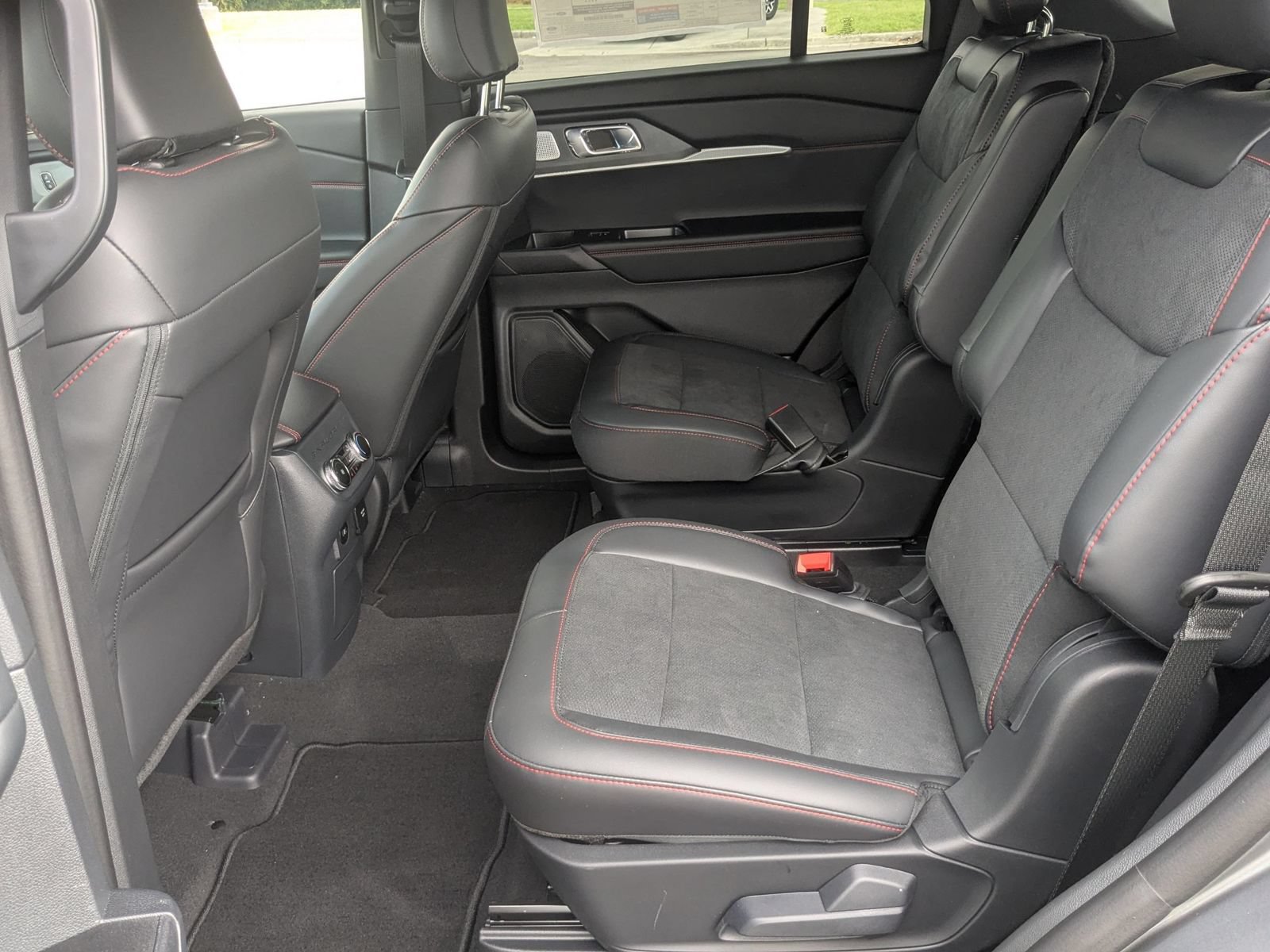 New 2026 Ford Explorer ST w/ Sun And Sound Package AWD/4WD image 29