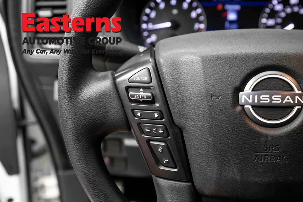 Used 2022 Nissan Frontier S RWD image 14