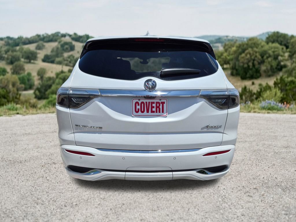 Used 2023 Buick Enclave Avenir w/ Avenir Technology Package FWD image 9