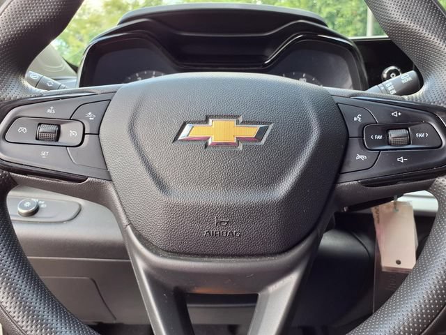 Used 2024 Chevrolet Trax LS w/ LS Convenience Package FWD image 16