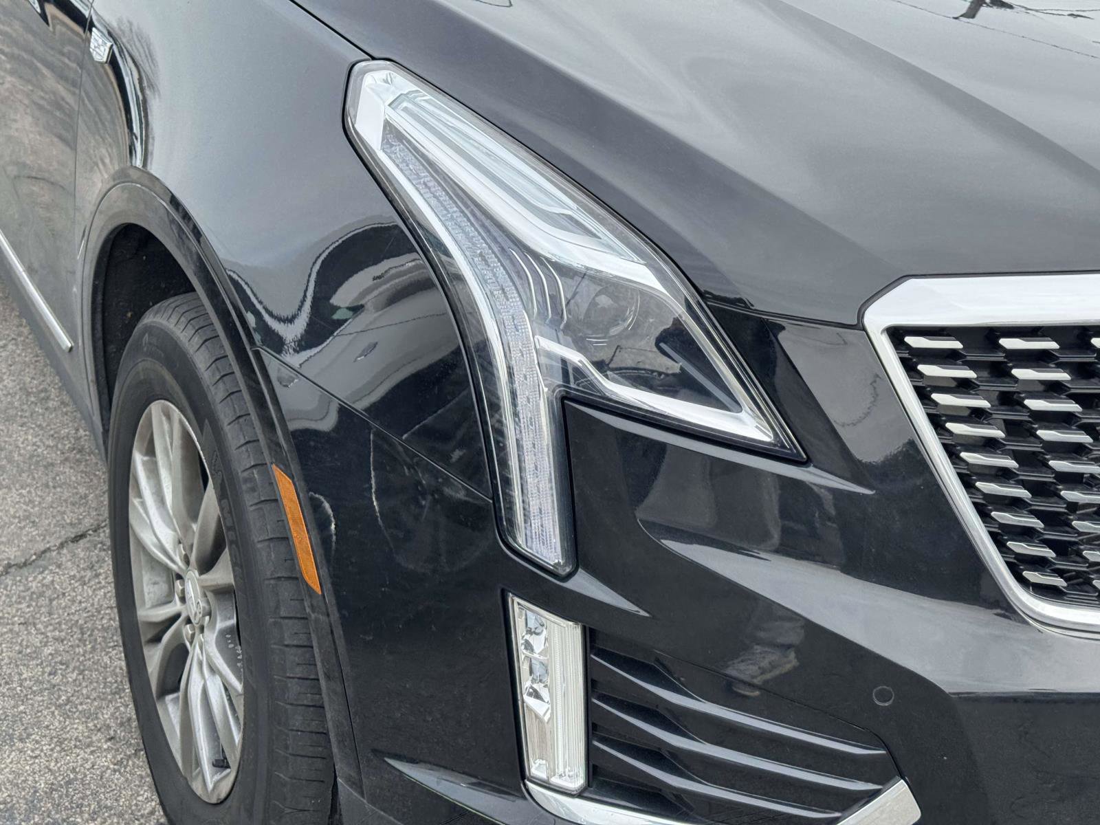 Certified 2023 Cadillac XT5 Premium Luxury image 5