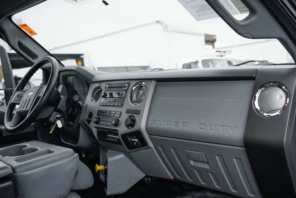 Used 2019 Ford F750 2WD Regular Cab Super Duty image 46