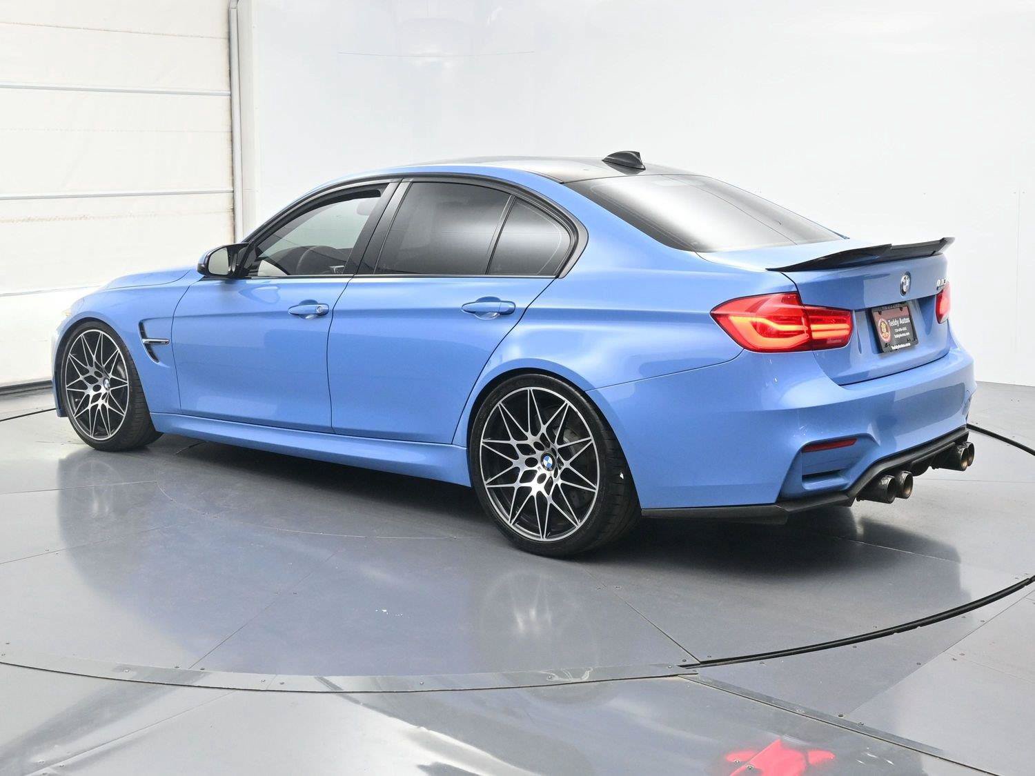 Used 2018 BMW M3 RWD image 31