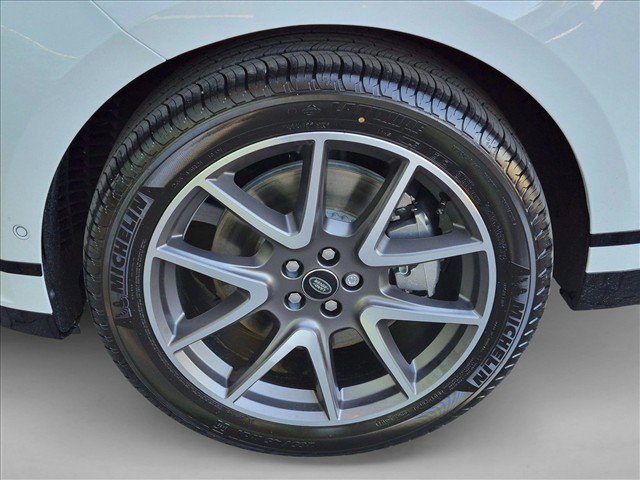 New 2026 Land Rover Range Rover Velar Belgravia AWD/4WD image 9
