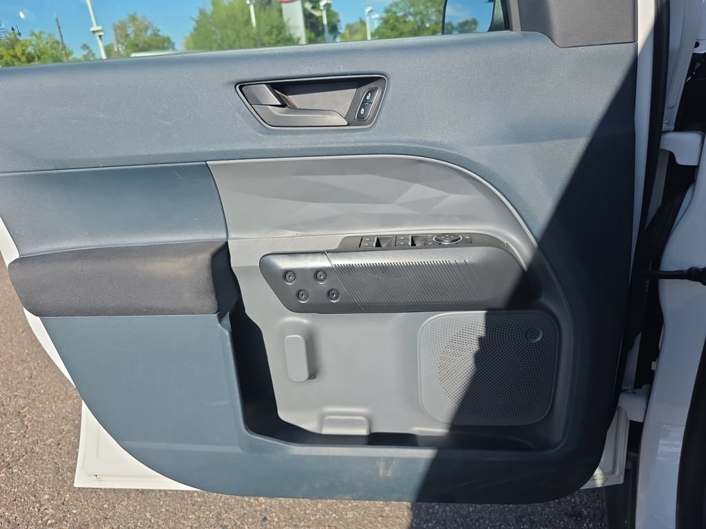 Used 2022 Ford Maverick XL FWD image 23