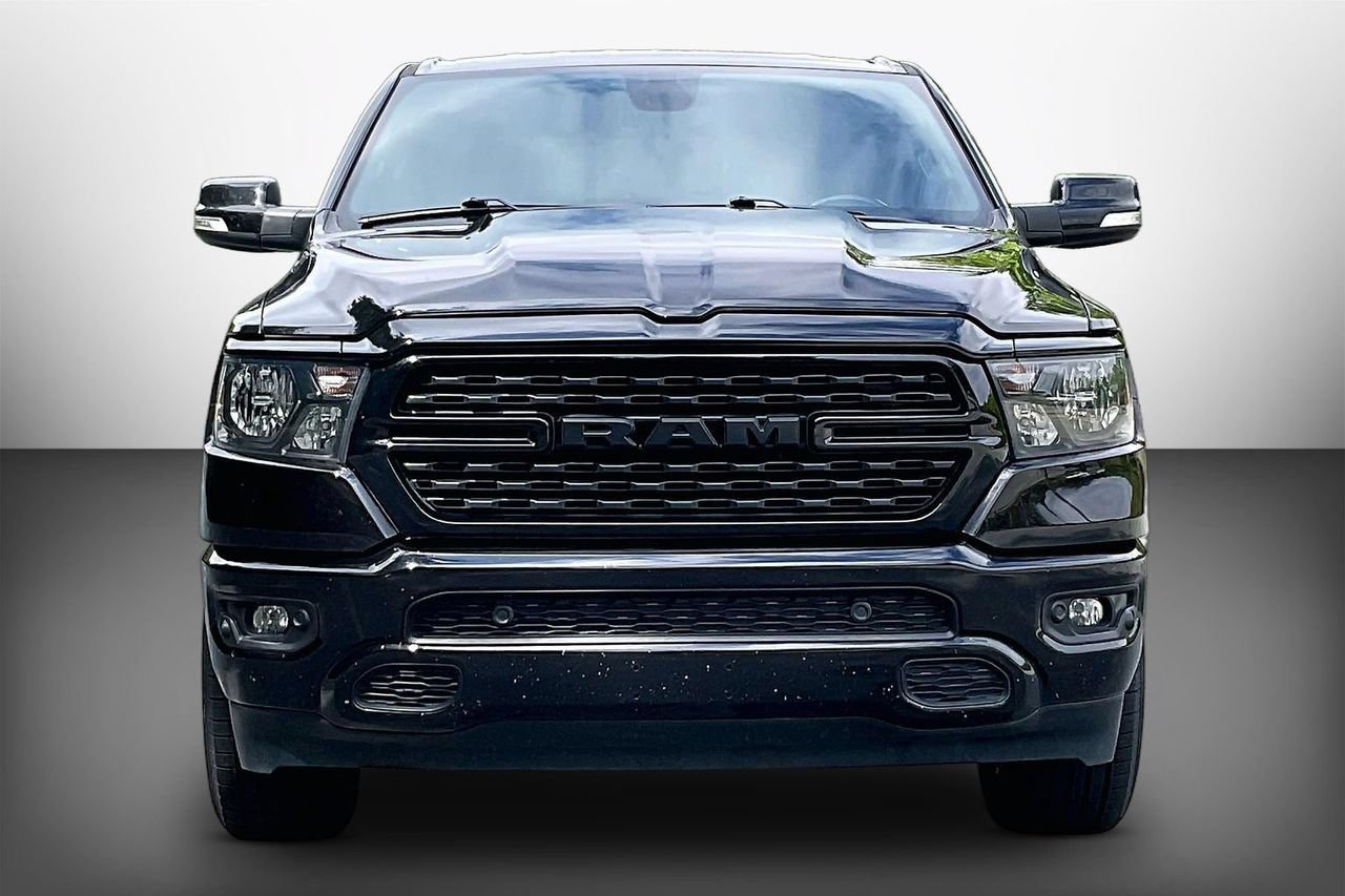 Used 2022 RAM 1500 Big Horn AWD/4WD image 3