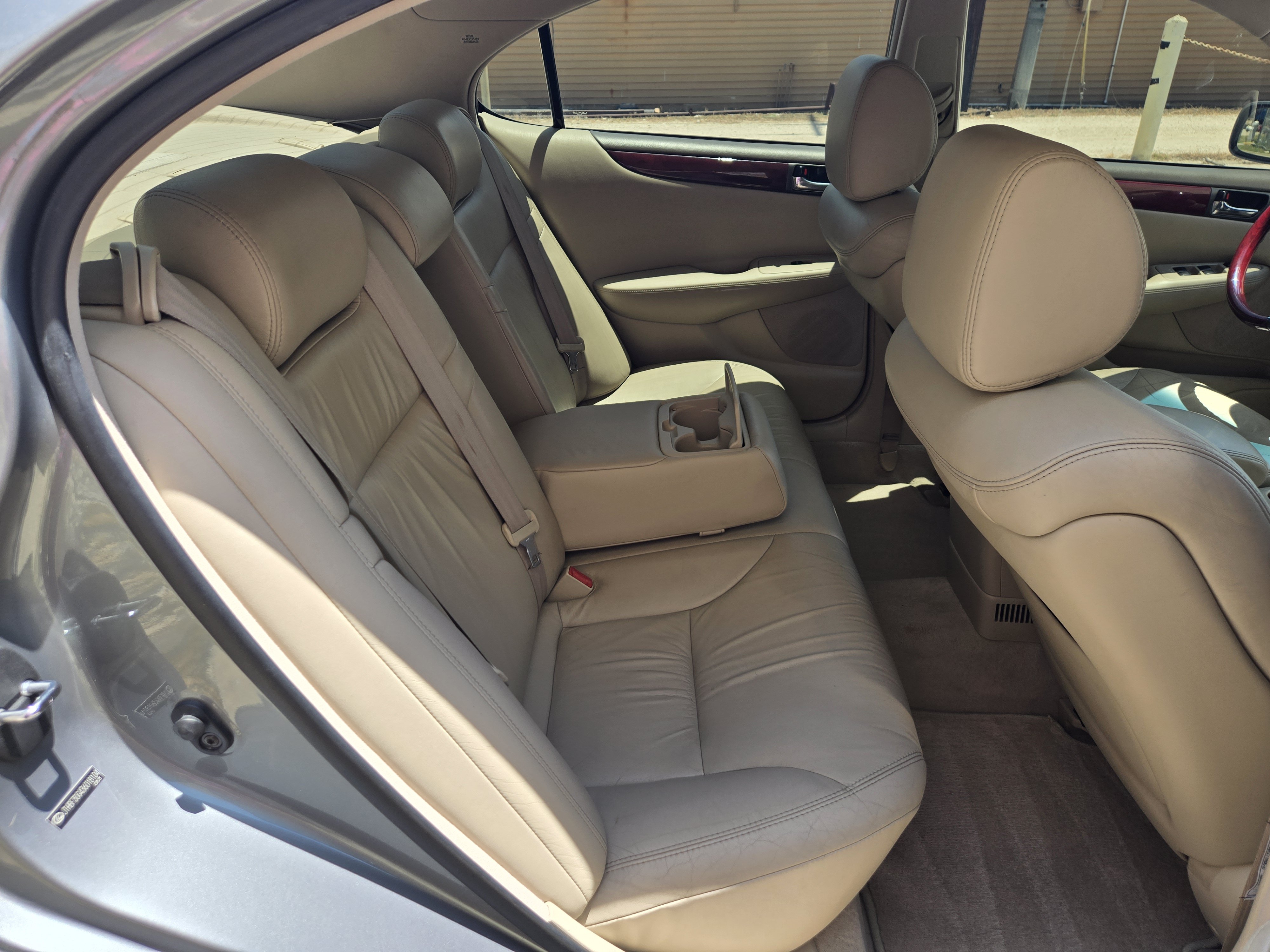 Used 2003 Lexus ES 330 FWD image 11
