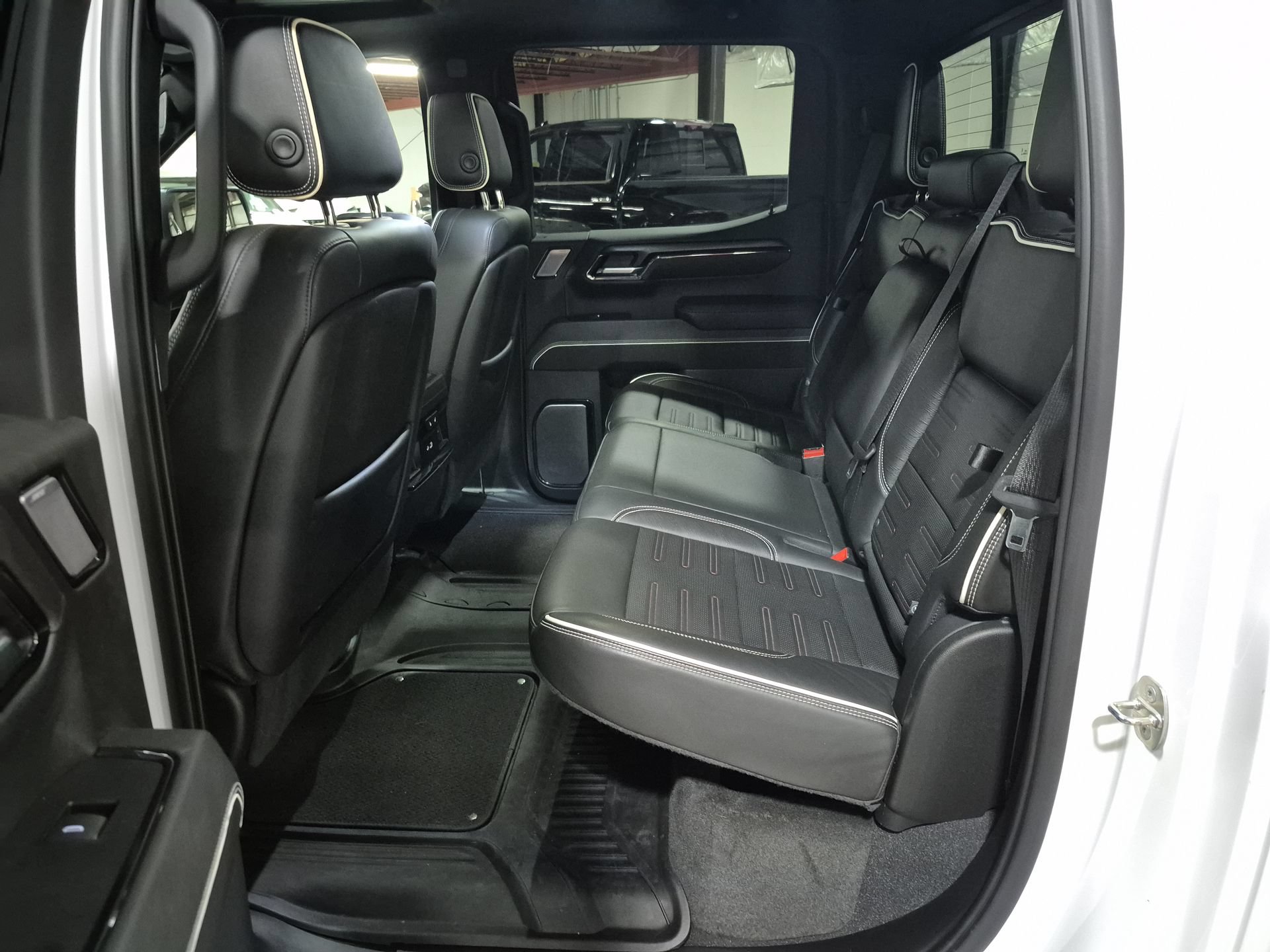 Used 2022 GMC Sierra 1500 AT4X AWD/4WD image 28