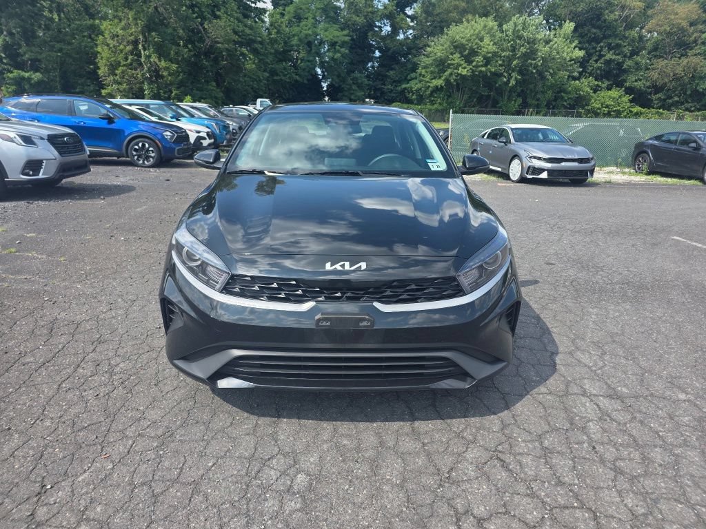Used 2024 Kia Forte LXS w/ LXS Technology Package FWD video 2