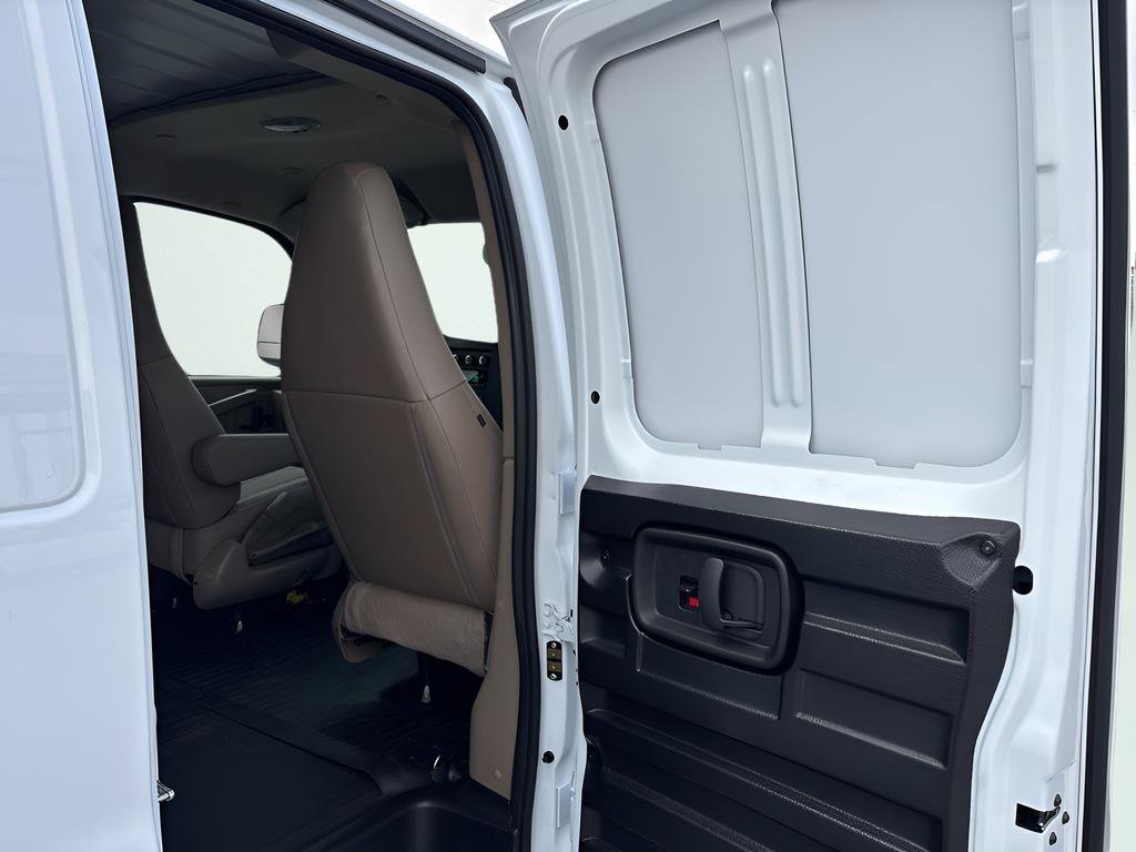 New 2025 Chevrolet Express 2500 w/ Driver Convenience Package RWD image 11