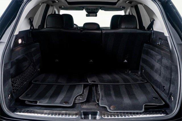 Used 2024 Mercedes-Benz GLE 450 4MATIC w/ Winter Package image 33