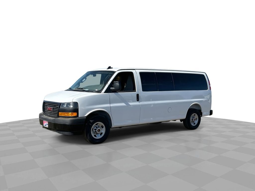 New 2025 GMC Savana 3500 LS image 4