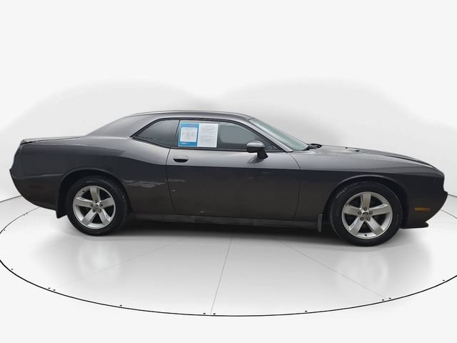 Used 2013 Dodge Challenger SXT Plus RWD image 5