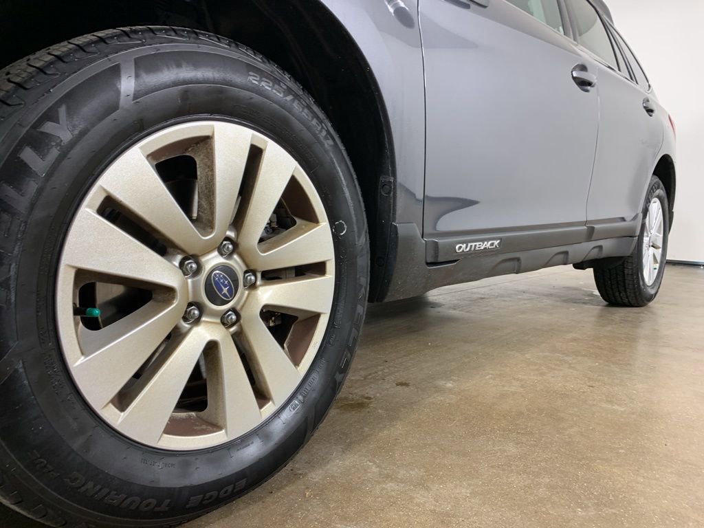 Used 2019 Subaru Outback 2.5i Premium image 2