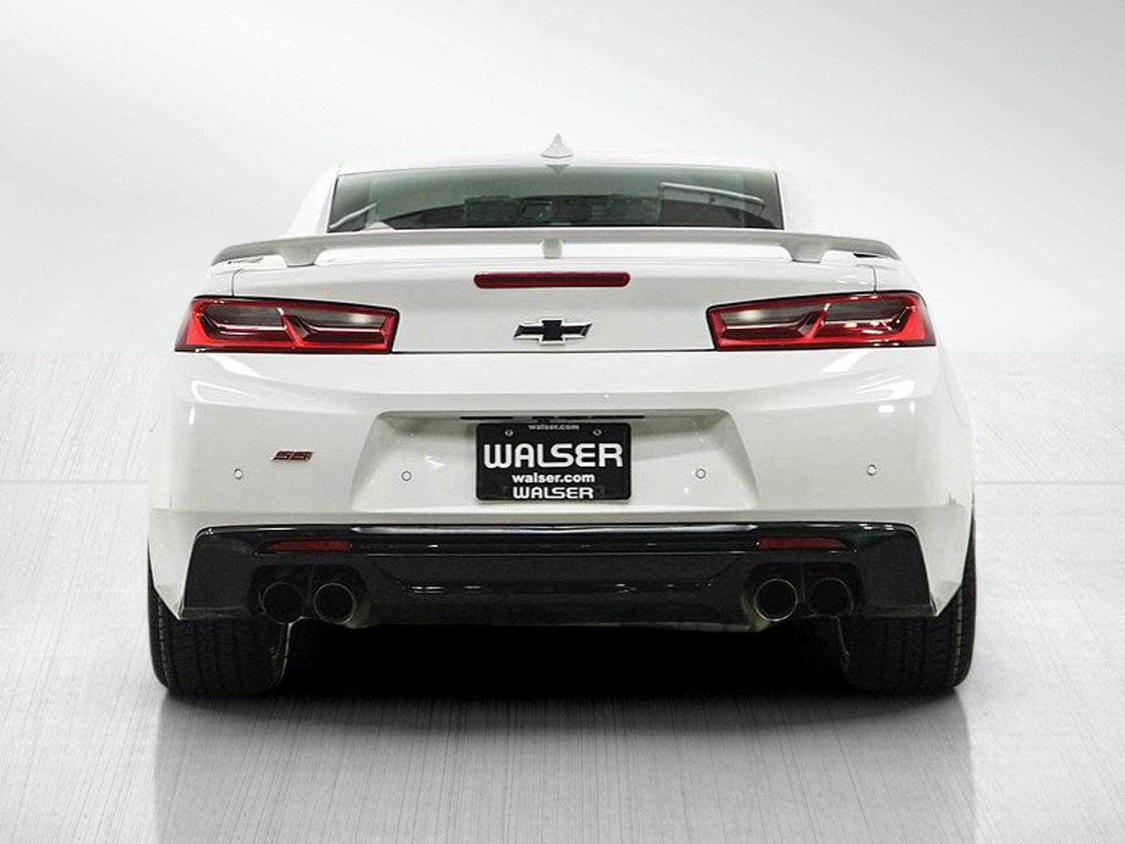Used 2017 Chevrolet Camaro SS RWD image 4
