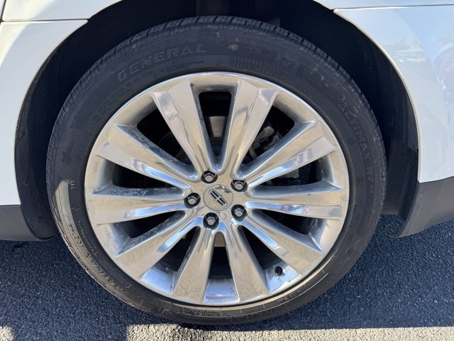 Used 2013 Lincoln MKS AWD image 11