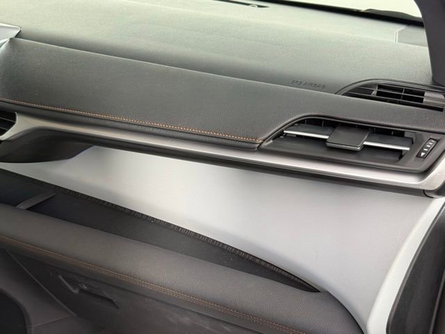 Used 2023 Toyota Sienna XSE image 30