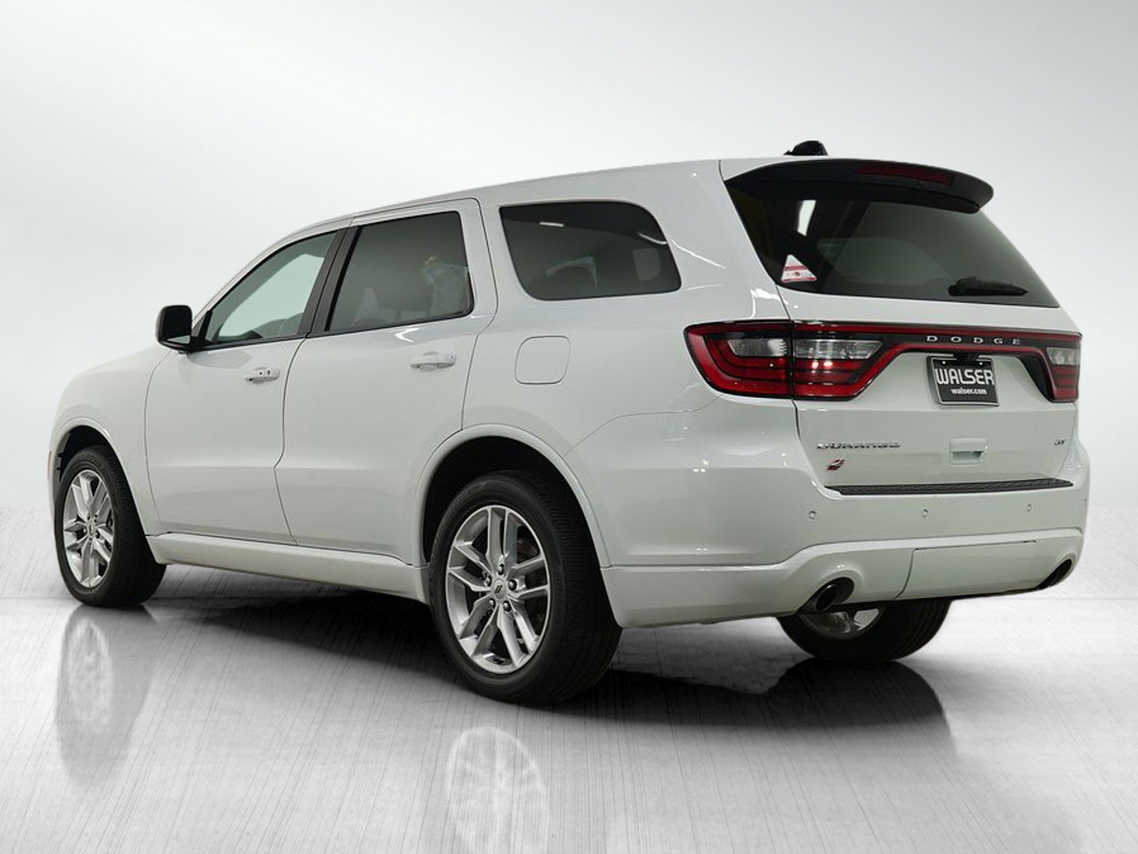 Used 2024 Dodge Durango GT image 3