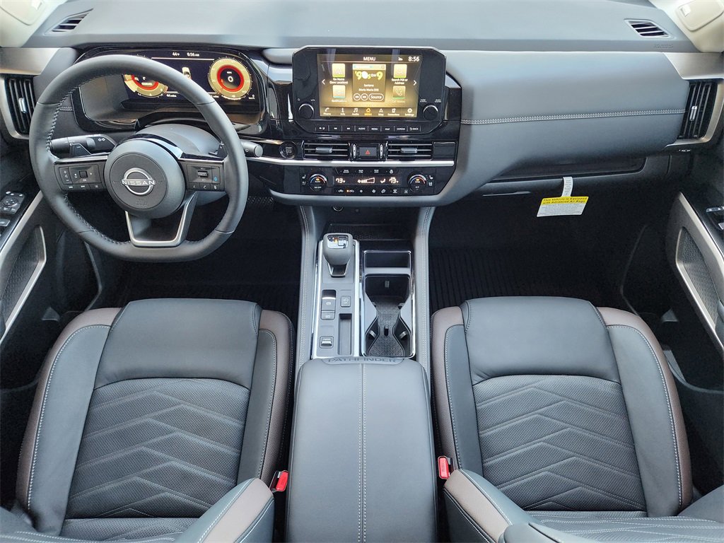 New 2025 Nissan Pathfinder Platinum w/ Black Appearance Package image 20