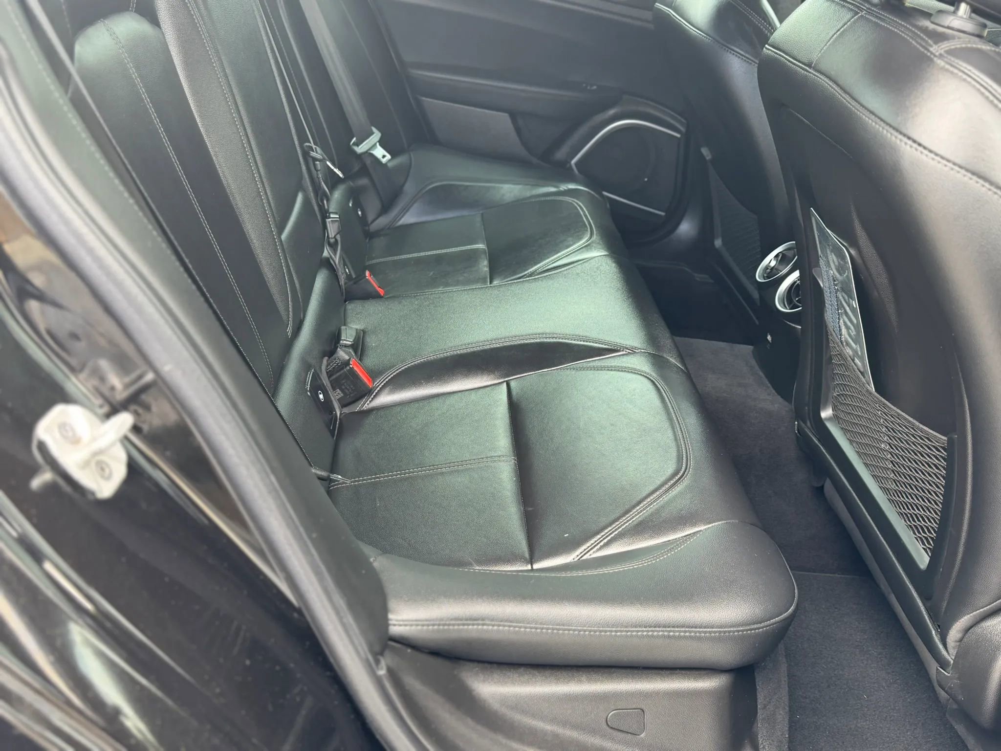 Used 2019 Alfa Romeo Giulia w/ Nero Edizione RWD image 21