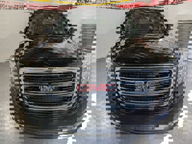 Used 2015 GMC Yukon XL SLT image 2