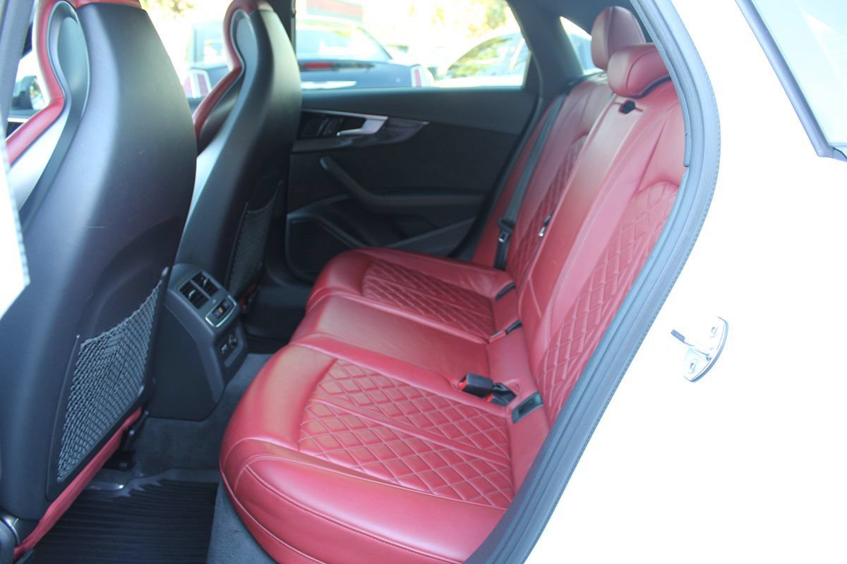 Used 2020 Audi S4 Premium Plus w/ Premium Plus Package AWD/4WD image 27