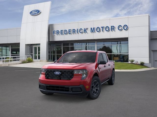 New 2026 Ford Maverick XLT w/ Equipment Group 301A AWD/4WD image 2