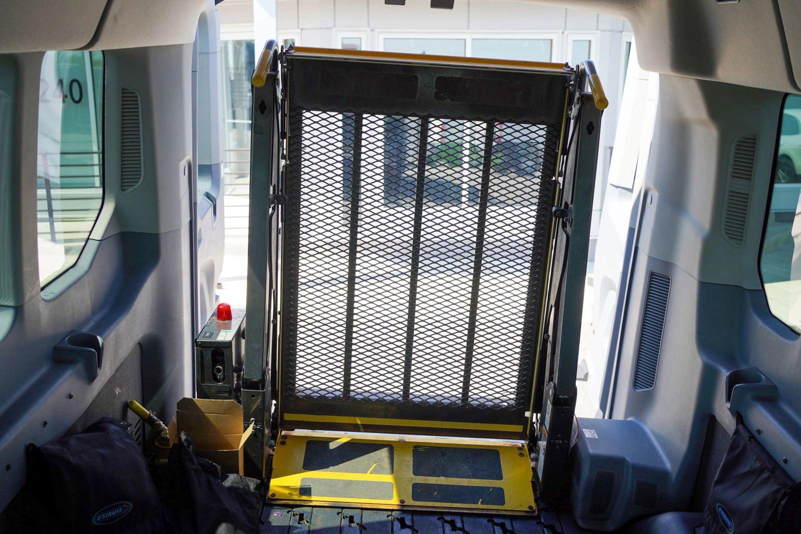 Used 2016 Ford Transit 350 XL RWD image 19