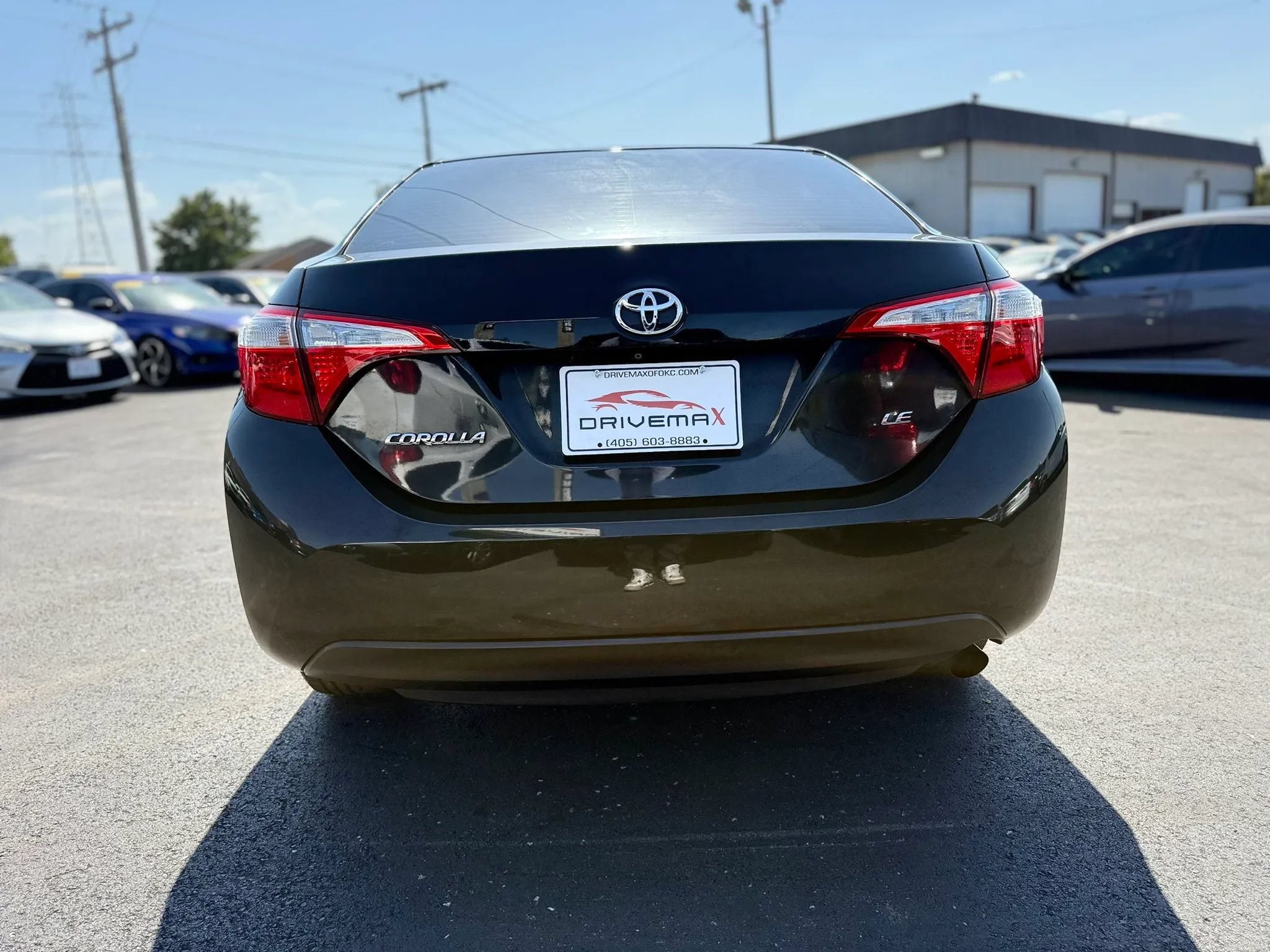 Used 2016 Toyota Corolla LE FWD image 4